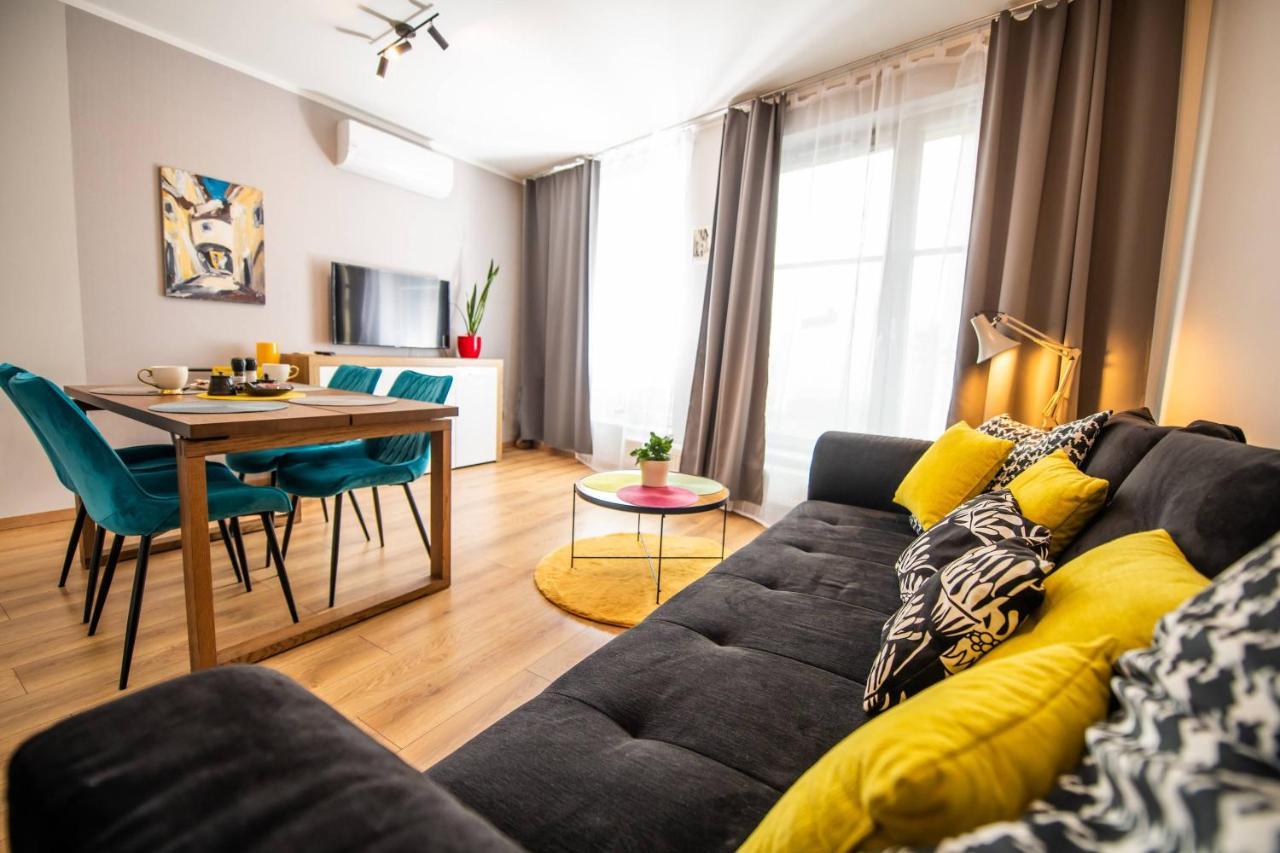 Apartament Miodowa 42 Z Miejscem Parkingowym Krakau Buitenkant foto