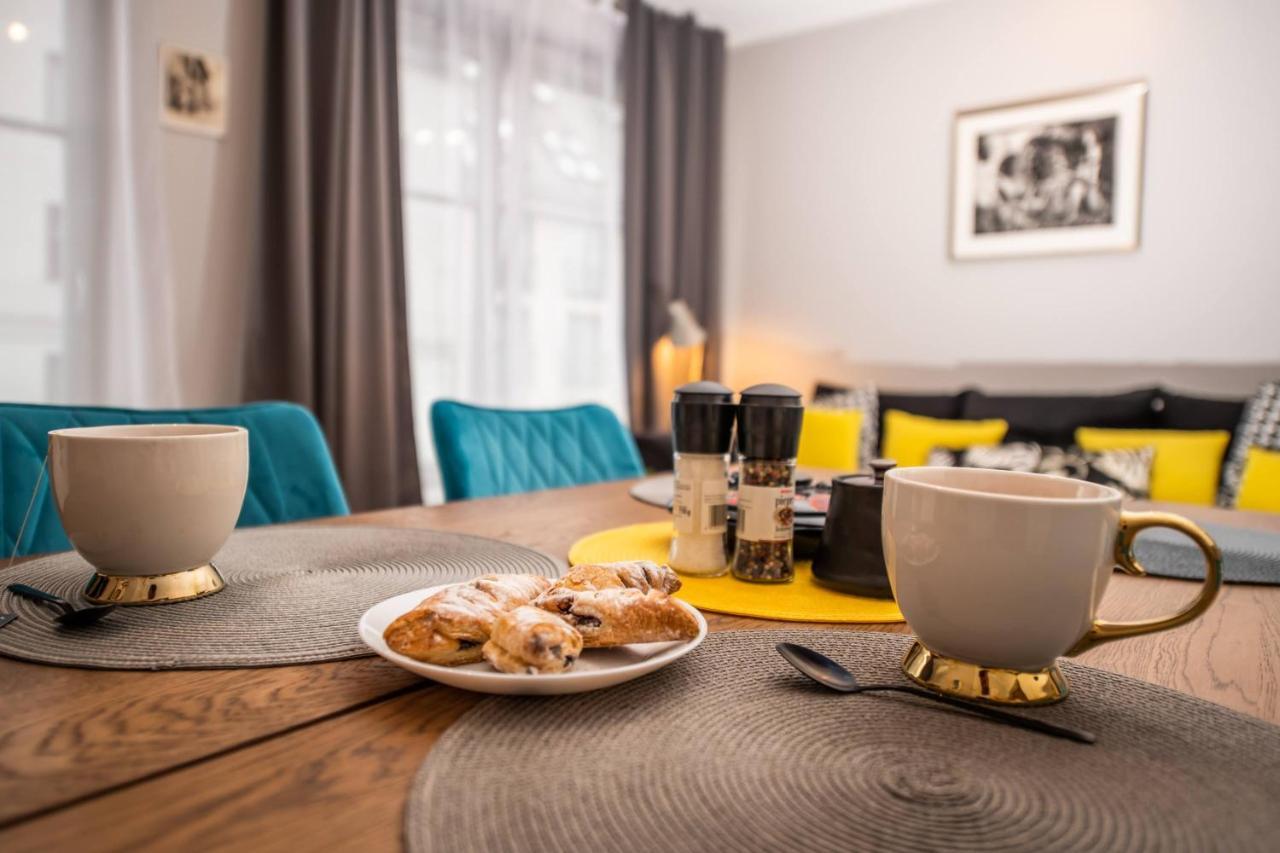 Apartament Miodowa 42 Z Miejscem Parkingowym Krakau Buitenkant foto
